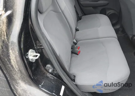 2009 Honda Fit z USA, uszkodzony, nr VIN JHMGE88269S073491